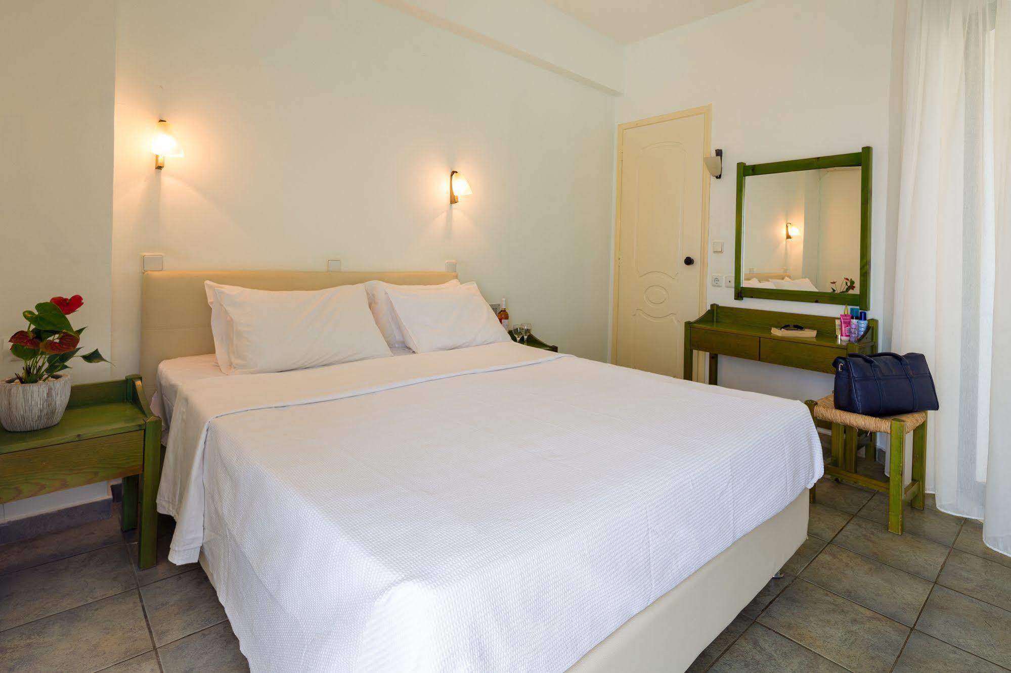 Romantica Hotel Георгиуполис Экстерьер фото