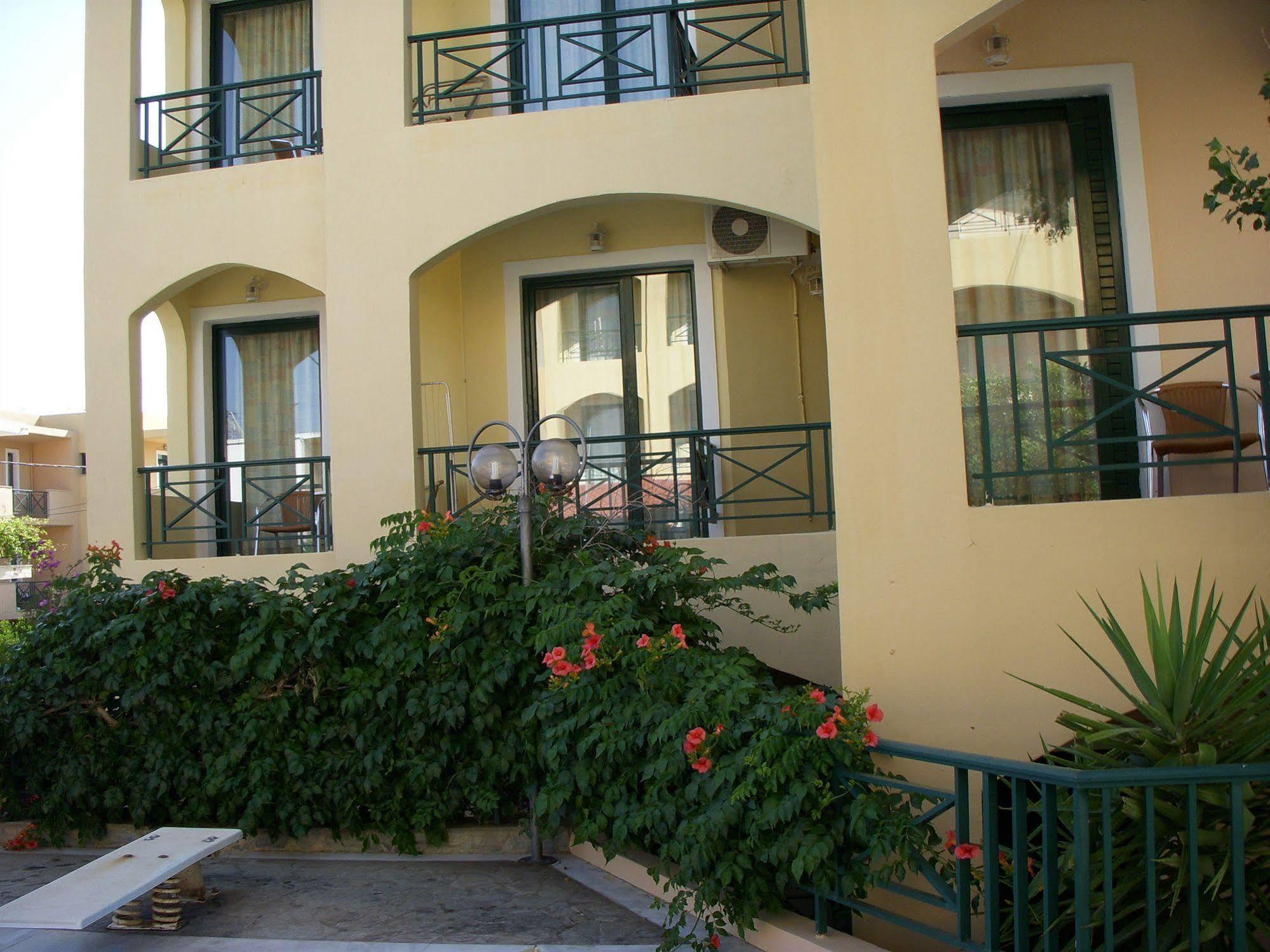Romantica Hotel Георгиуполис Экстерьер фото